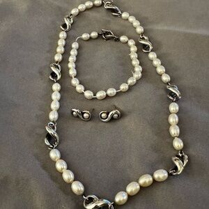 Tiffany fresh water pearls  silver Infinity design necklace, earrings bracelet